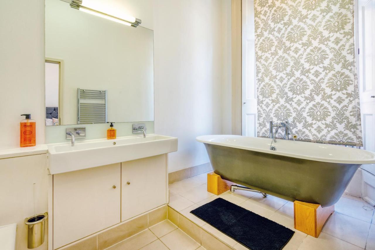 Modern Mayfair Apartments Лондон Екстер'єр фото